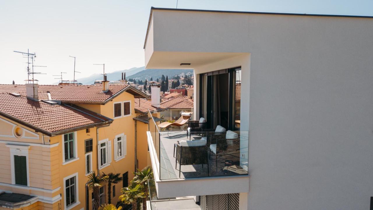 Luxury Apartment Iris Adriatica ***** オパティヤ エクステリア 写真