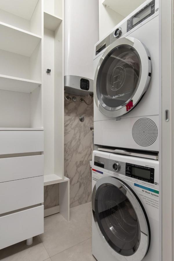 Luxury Apartment Iris Adriatica ***** オパティヤ エクステリア 写真